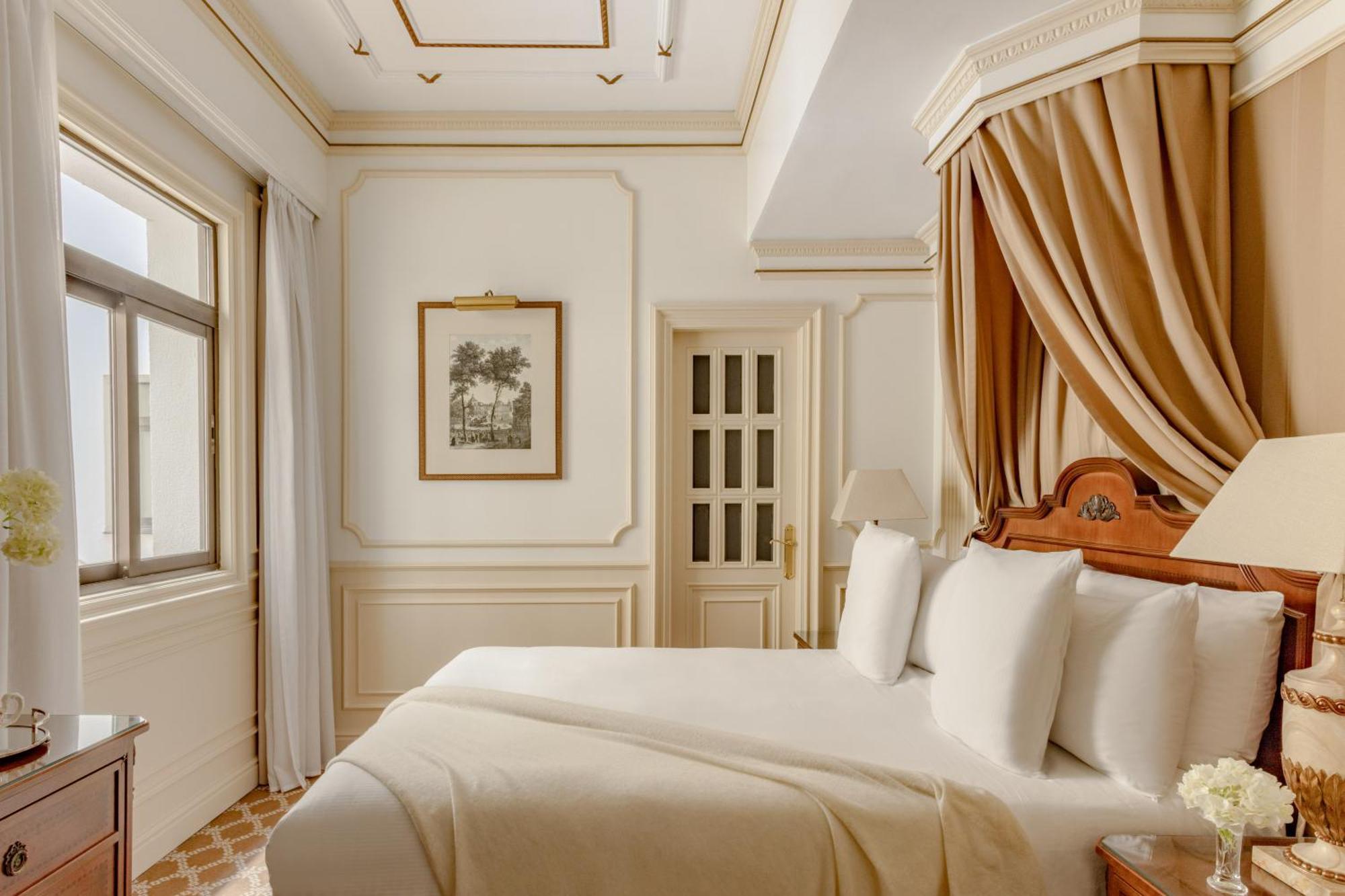 Hotel Fenix Gran Meliá - The Leading Of The World